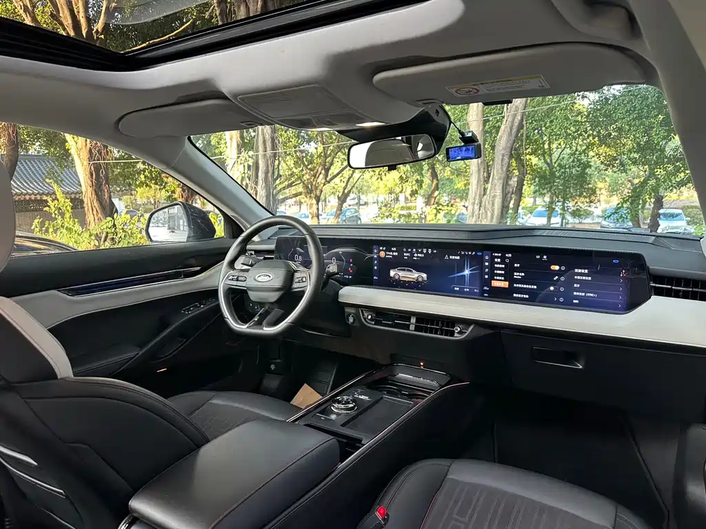 Mondeo 2023 EcoBoost 245 Luxury купить на сайте DeffCars