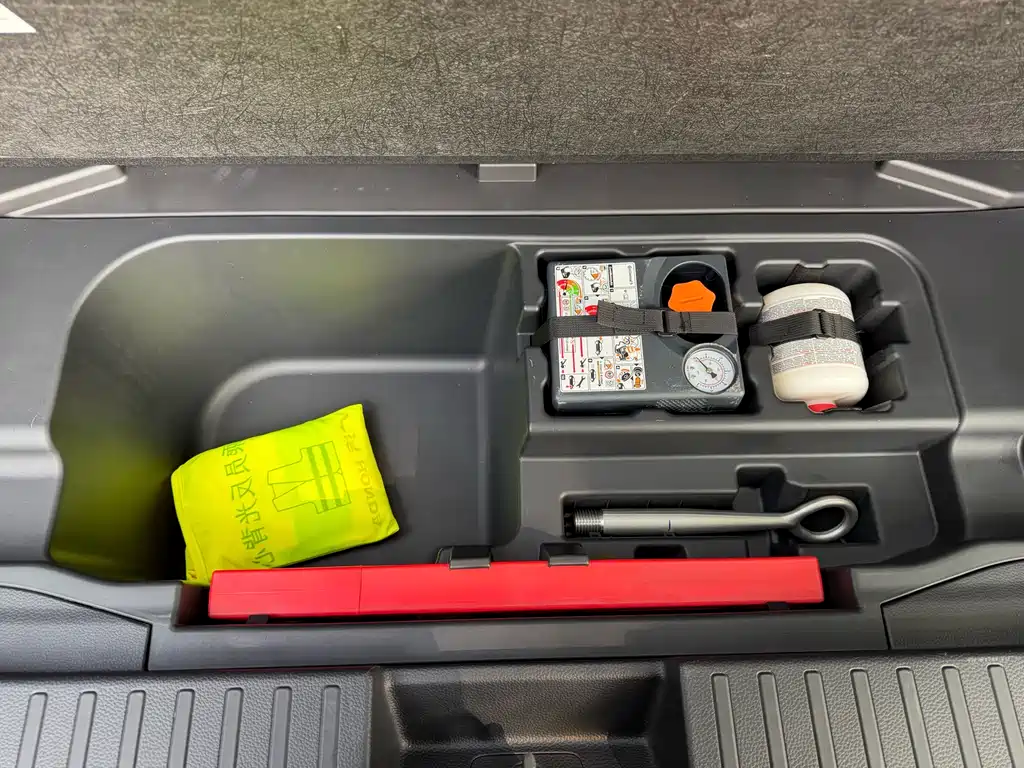 Guangqi Honda P7 2025 four-wheel drive long range Max купить на сайте DeffCars