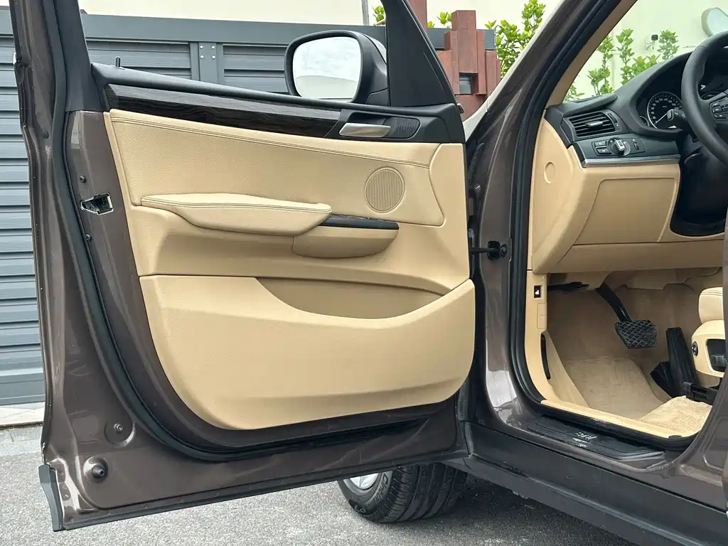 BMW X3 imported 2012 xDrive28i luxury model купить на сайте DeffCars
