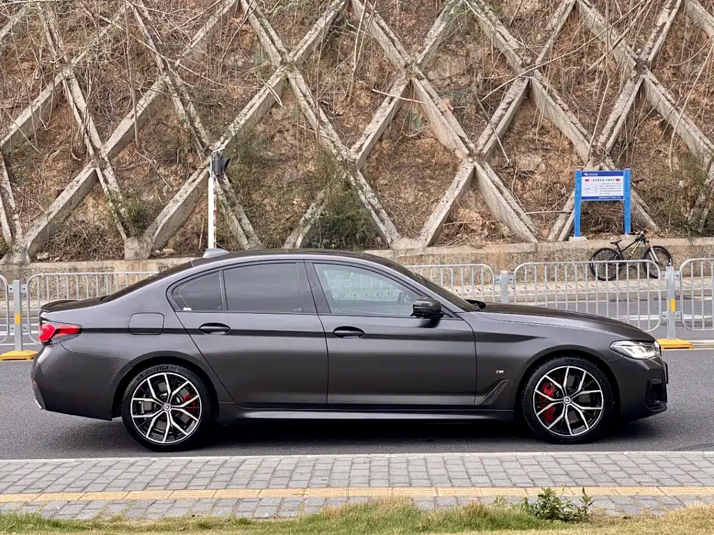 BMW 5 Series Imported 2022 540i Fashion Edition M Sports Package купить на сайте DeffCars