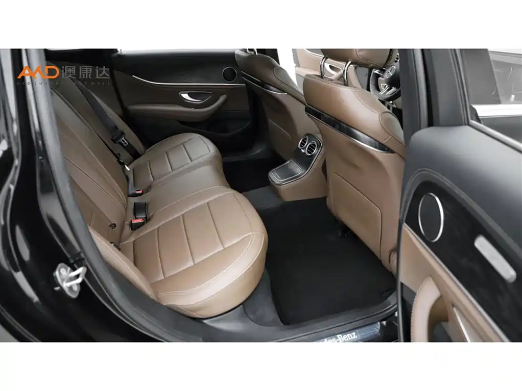 Mercedes-Benz E300L/2.0T/22 models/modification three, sporty and fashionable купить на сайте DeffCars