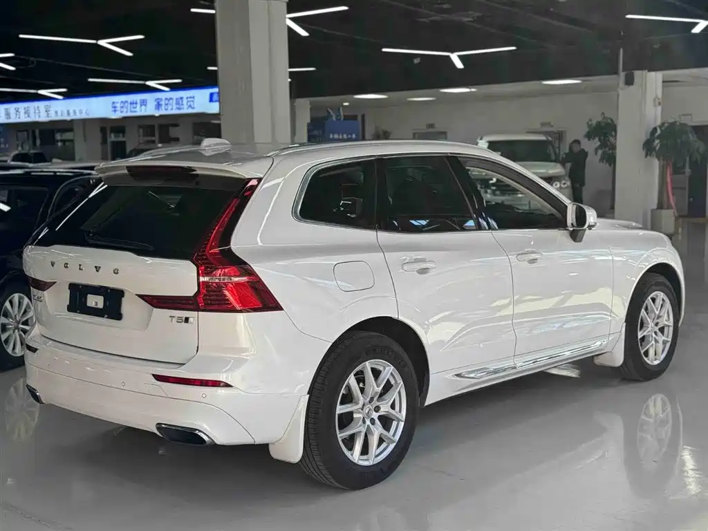 Volvo XC60 2019 T5 Four-wheel Drive Smart Edition National VI купить на сайте DeffCars