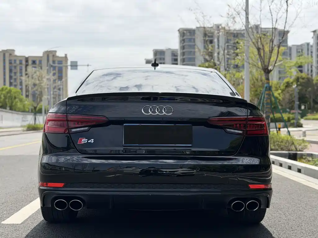 Audi S4 2018 S4 3.0TFSI купить на сайте DeffCars