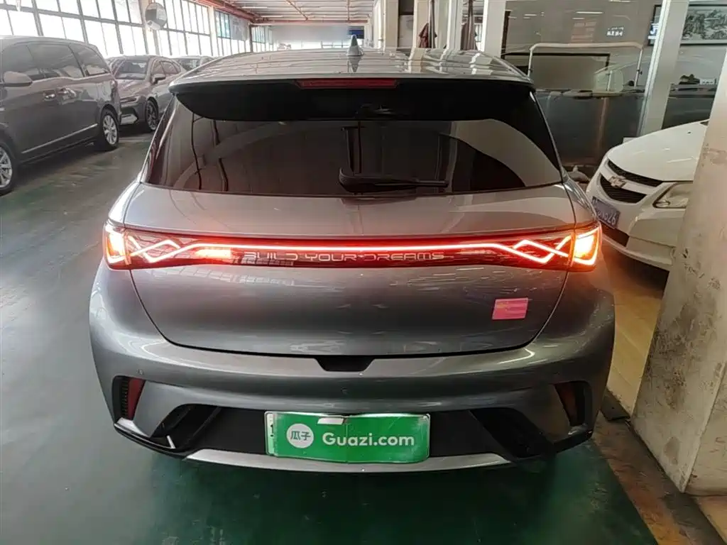 Dolphin 2024 Honor Edition 420km Fashion Edition купить на сайте DeffCars