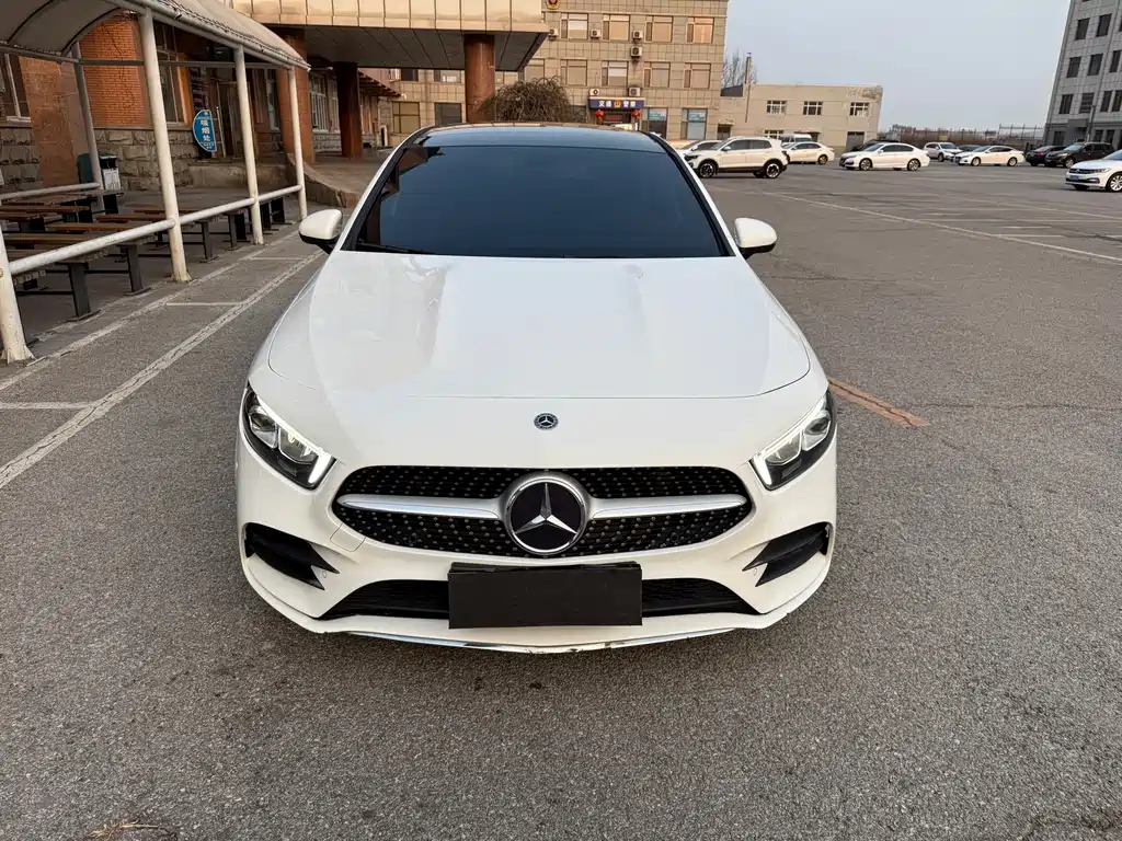 Mercedes-Benz A-Class 2020 Facelift A 200 L Sports Sedan Fashionable купить на сайте DeffCars