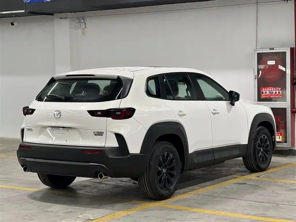 Mazda CX-50 2023 2.0L Leading Edition купить на сайте DeffCars