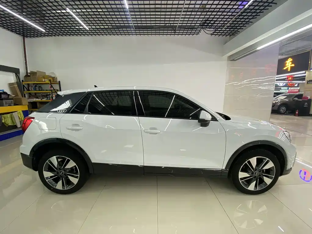 Audi Q2L 2022 35 TFSI fashionable and dynamic купить на сайте DeffCars