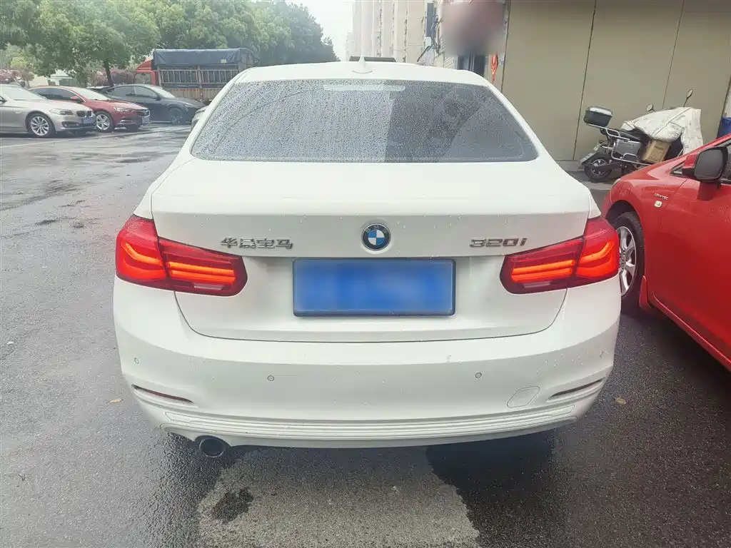 BMW 3 Series 2016 320i Fashion купить на сайте DeffCars
