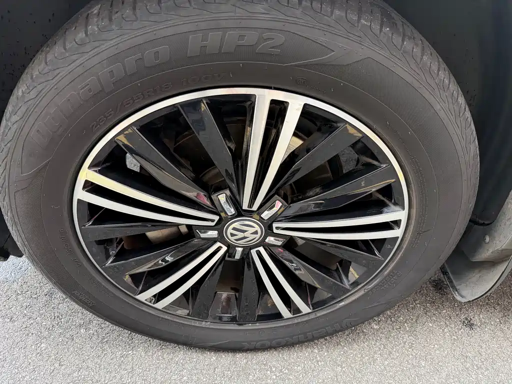 Tiguan L 2019 330TSI automatic two-wheel drive fashion version National VI купить на сайте DeffCars