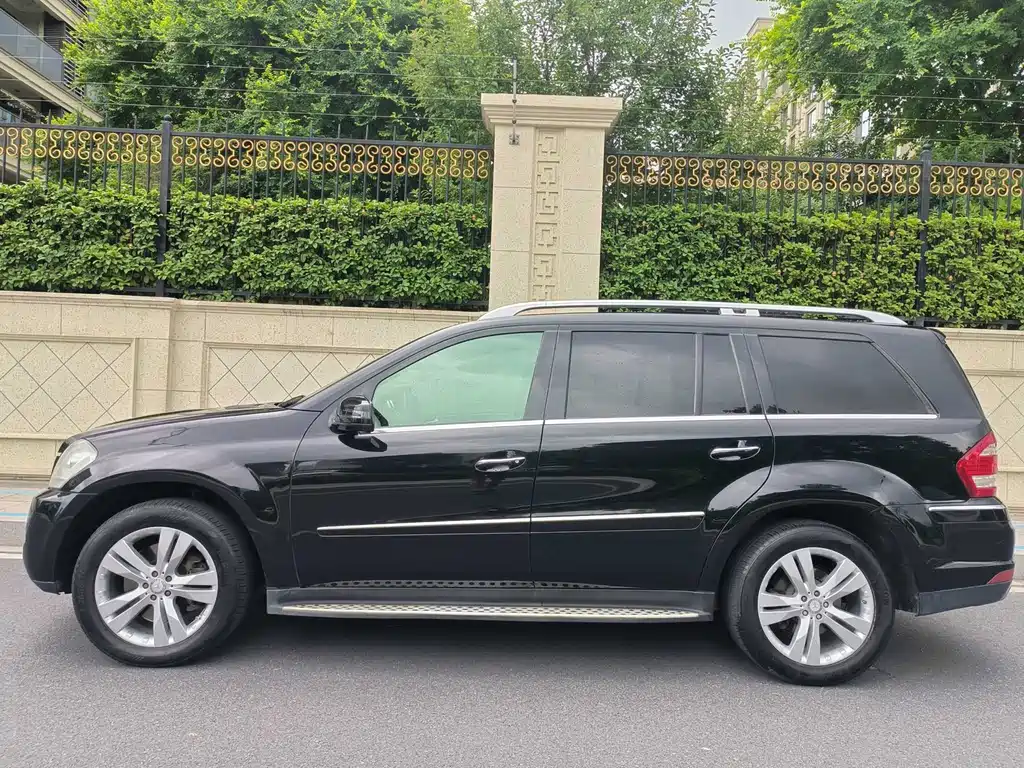 Mercedes-Benz GL Class 2011 GL 450 Premium Grand Edition купить на сайте DeffCars