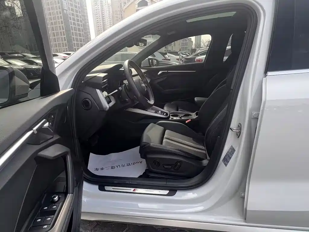 Audi A3 2023款 Sportback 35 TFSI 时尚运动型 купить на сайте DeffCars