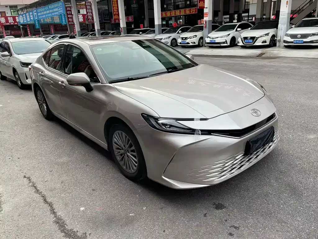 Camry 2024 2.0E Elite Edition купить на сайте DeffCars