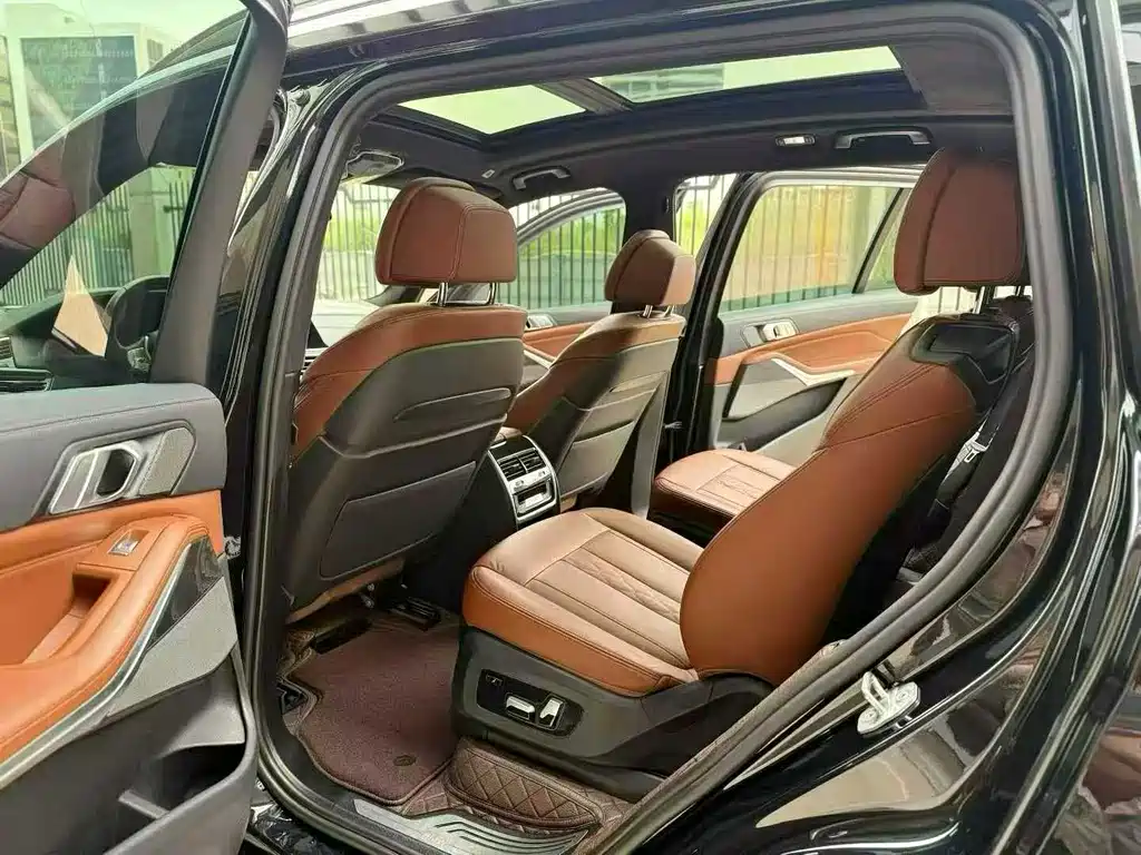 BMW X7 2022 xDrive40i Exclusive M Sports Package купить на сайте DeffCars