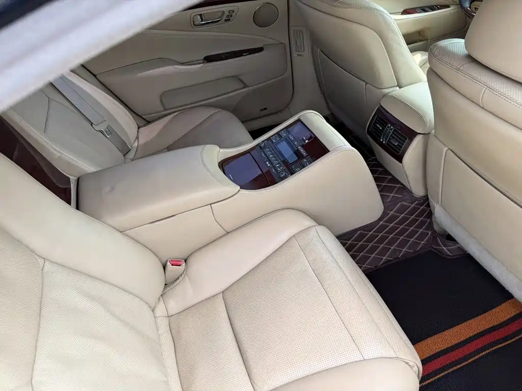 Lexus LS 2006 460L Premium Edition купить на сайте DeffCars