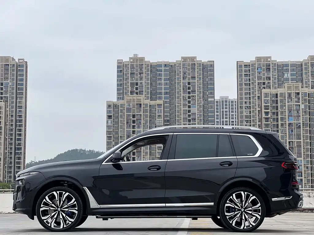 BMW X7 M60i 2023 xDrive M60i купить на сайте DeffCars