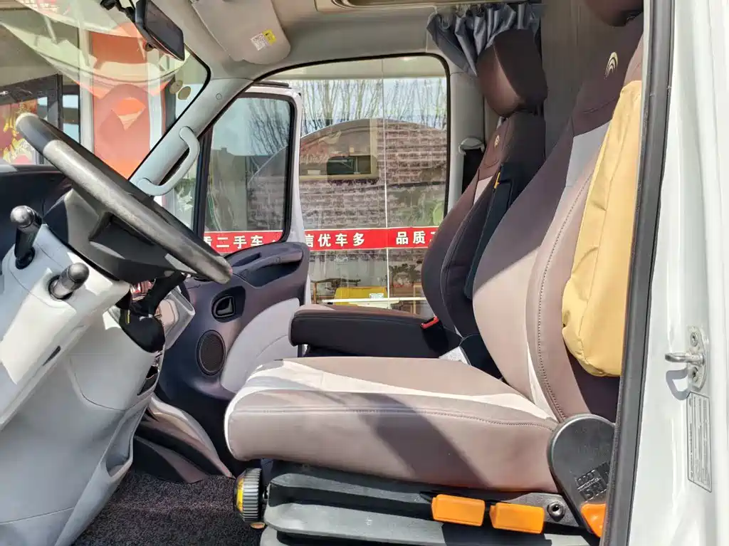 Iveco Wolfson 2021 3.0T automatic Chaorui long-axis short-hanging high-top side sliding door F1C купить на сайте DeffCars