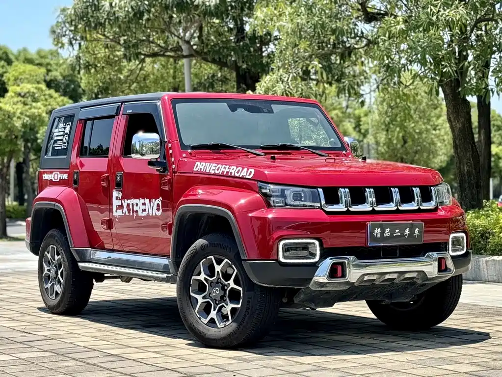 Beijing Off-Road BJ40 2018 PLUS 2.3T automatic four-wheel drive flagship version National V купить на сайте DeffCars
