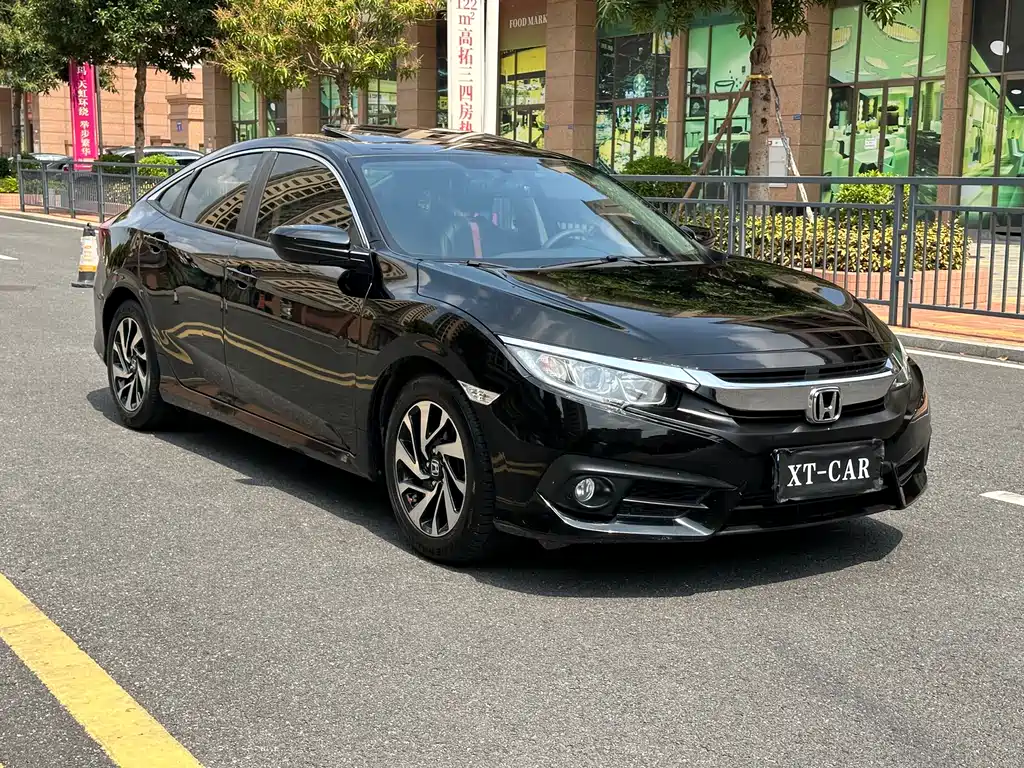 Civic 2016 220TURBO CVT Deluxe Edition купить на сайте DeffCars