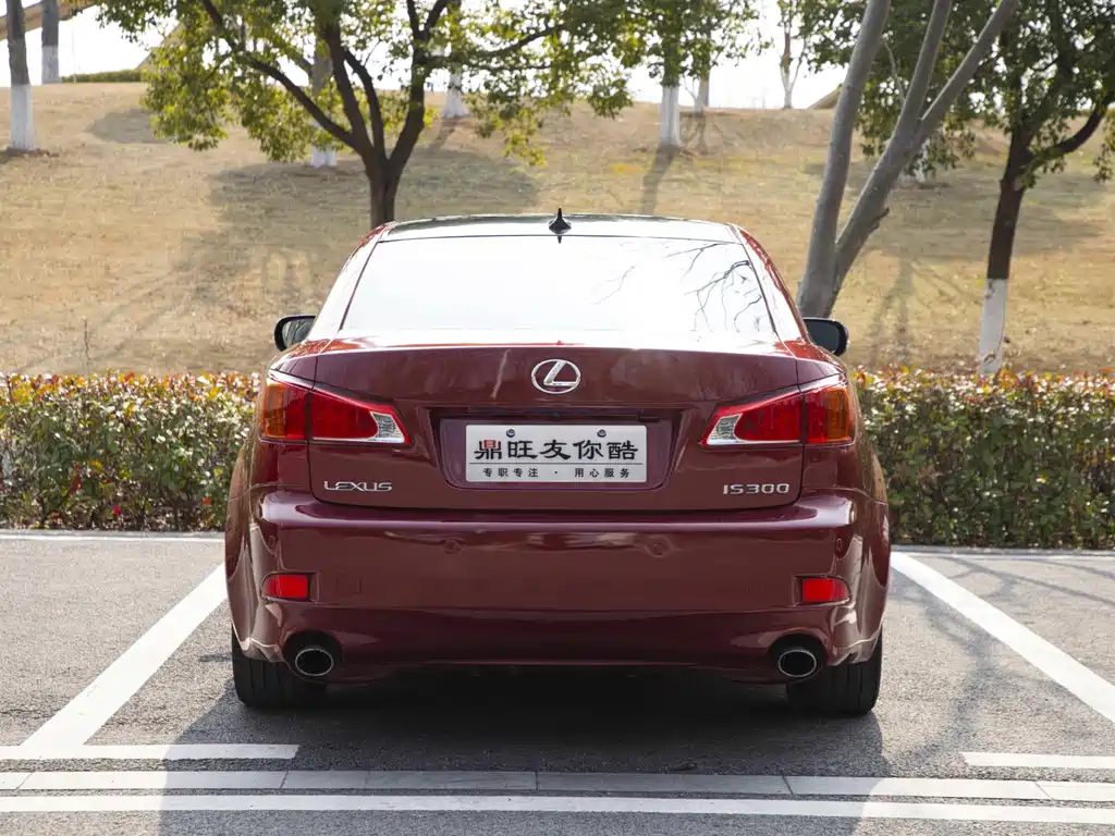 Lexus IS 2009 300 Deluxe Edition купить на сайте DeffCars