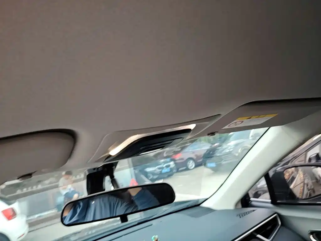 Fenglanda 2023 2.0L CVT Elite Edition купить на сайте DeffCars