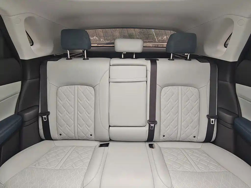 Changan UNI-K Smart Electric iDD 2022 Blue Whale iDD 130km 1.5T Premium Type купить на сайте DeffCars