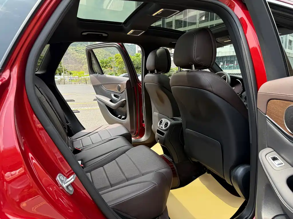 Mercedes-Benz GLC 2020 facelift GLC 260 L 4MATIC luxury model купить на сайте DeffCars