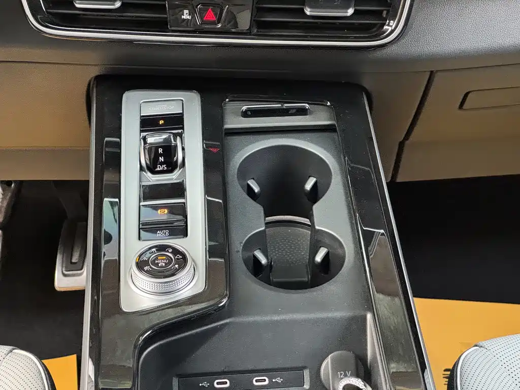 Lanxun 2023 380TSI four-wheel drive R-Line cruise version купить на сайте DeffCars