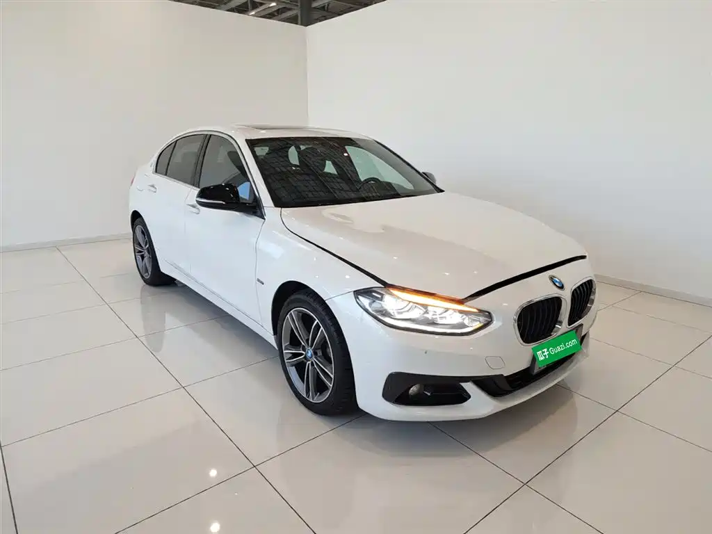 BMW 1 Series 2018 118i Sports купить на сайте DeffCars