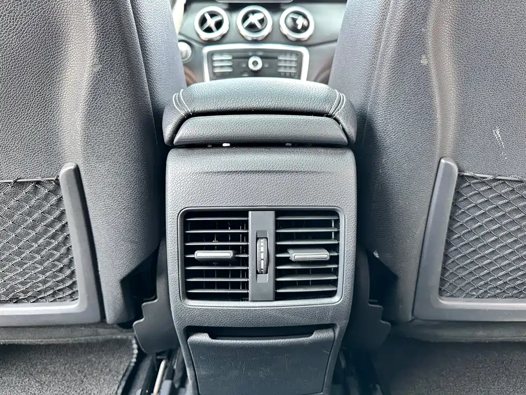 Mercedes-Benz GLA 2018 GLA 200 Fashion Model купить на сайте DeffCars