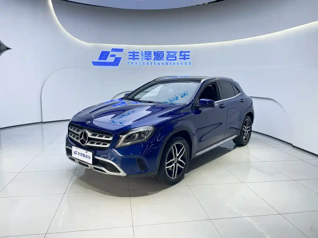Mercedes-Benz GLA 2018 GLA 200 Fashion Model купить на сайте DeffCars