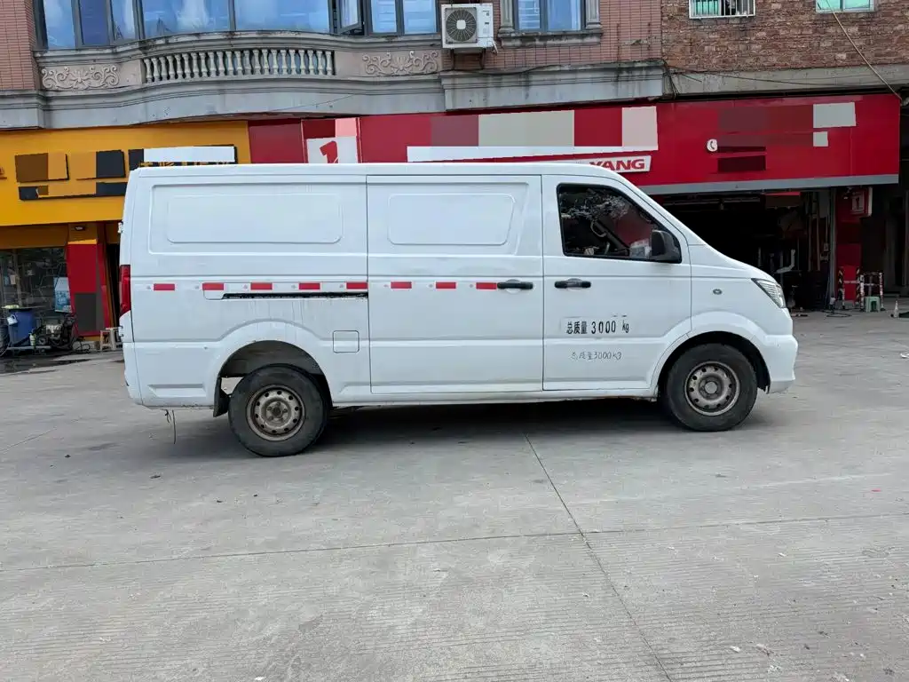 Yufeng EM26 2023 Standard Edition 41.472kWh Henan Lithium Dynamics купить на сайте DeffCars