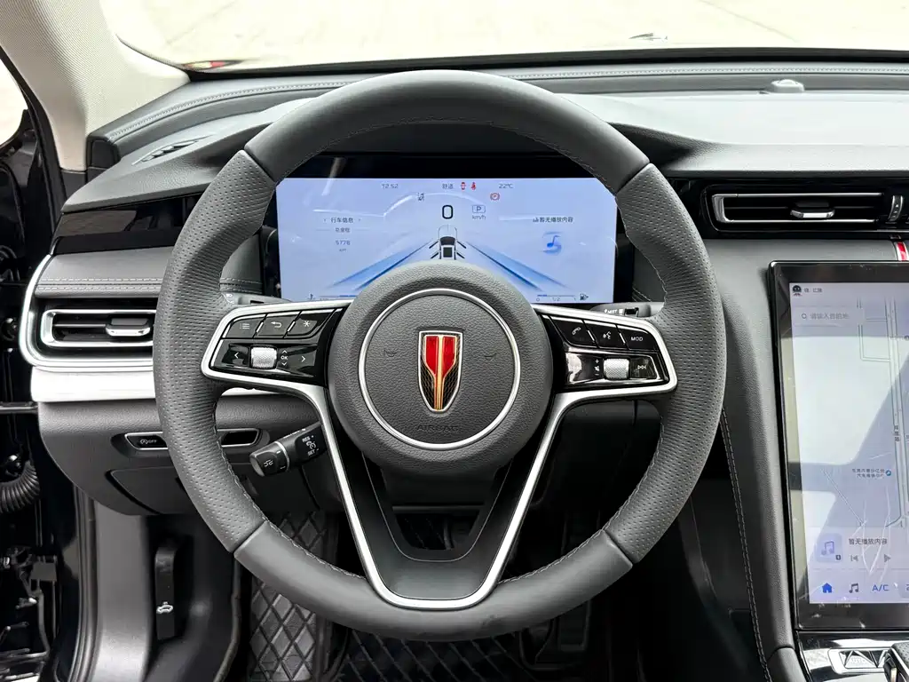 Hongqi H5 2025 2.0T automatic Qichang version купить на сайте DeffCars