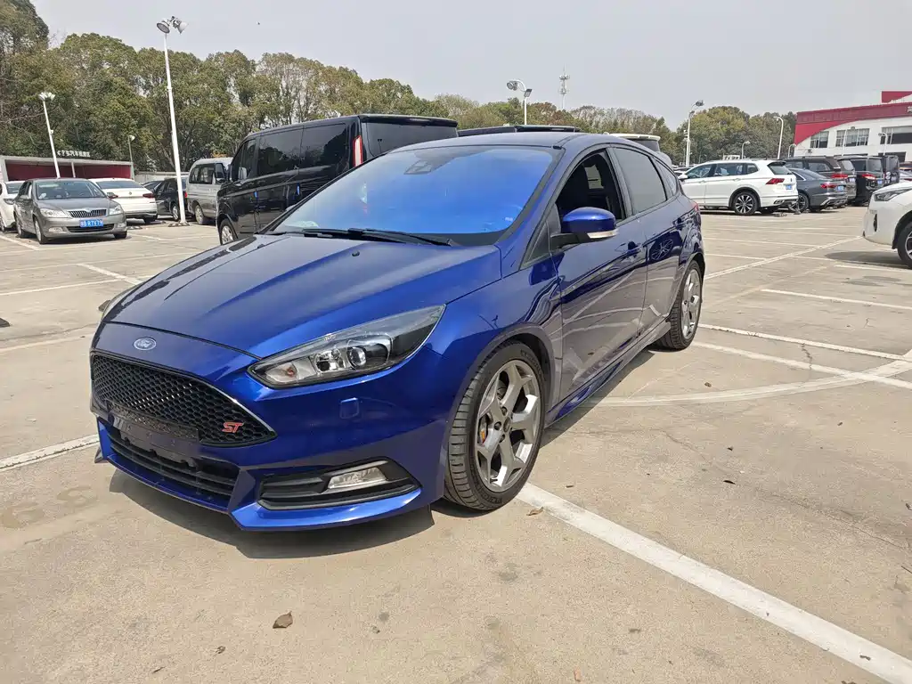 Focus imported 2015 2.0T ST standard version купить на сайте DeffCars