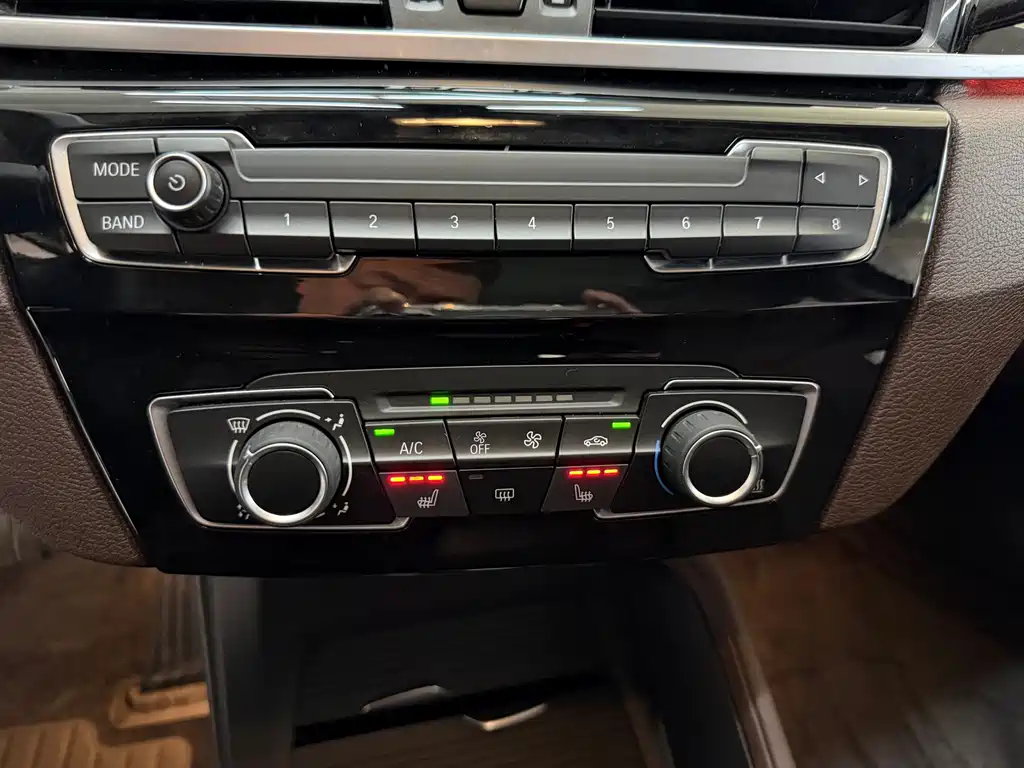 BMW X1 2022 sDrive20Li Fashion Model купить на сайте DeffCars