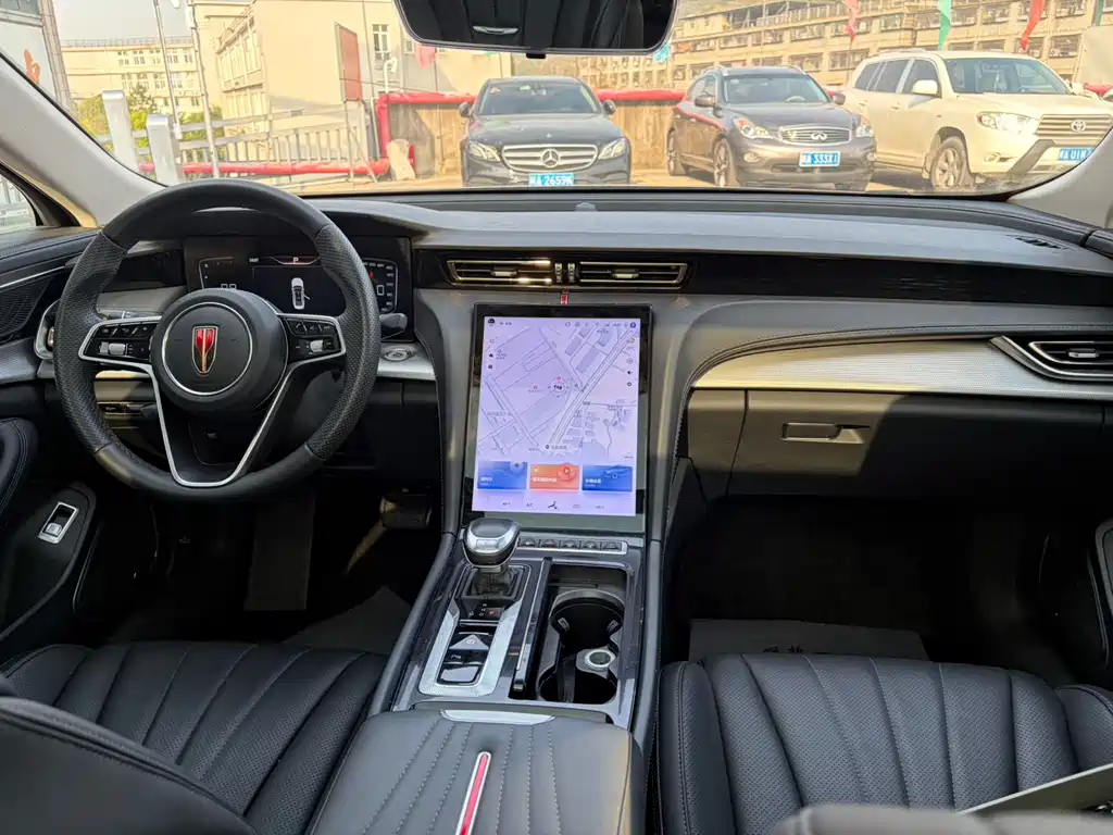 Hongqi H5 2023 1.5T DCT Zhilian Qiyue Edition купить на сайте DeffCars