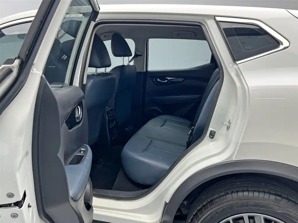 Qashqai 2025 Honor 2.0L CVT XV True Heart Edition купить на сайте DeffCars