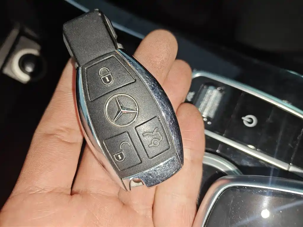 Mercedes-Benz C-Class 2017 C 200 Sports Edition купить на сайте DeffCars