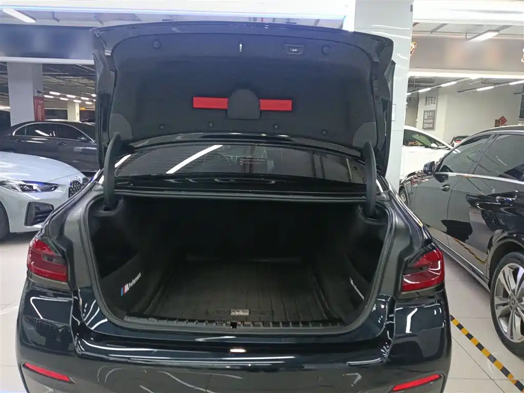 BMW 5 Series 2022 facelift 2 525Li M sports package купить на сайте DeffCars