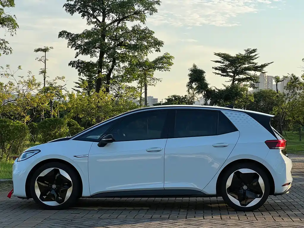 Volkswagen ID.3 2022 Pro Extreme Edition купить на сайте DeffCars