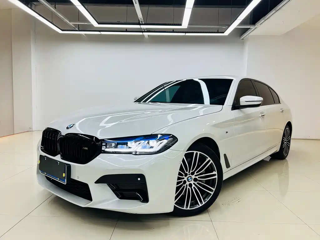 BMW 5 Series 2018 530Li Exclusive M Sports Package купить на сайте DeffCars