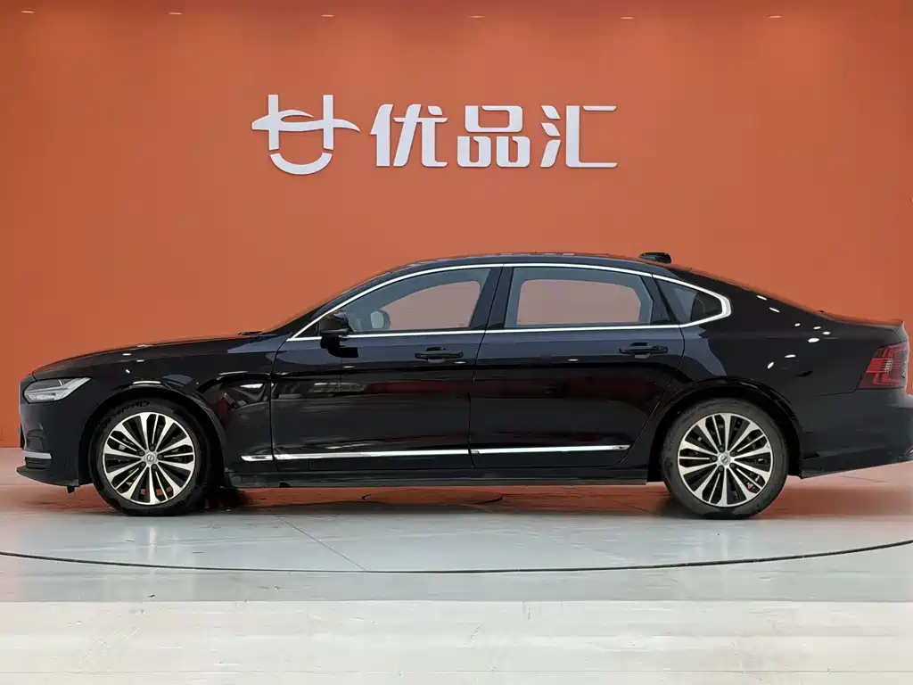 Volvo S90 2024 B5 Zhiyi Luxury Edition купить на сайте DeffCars