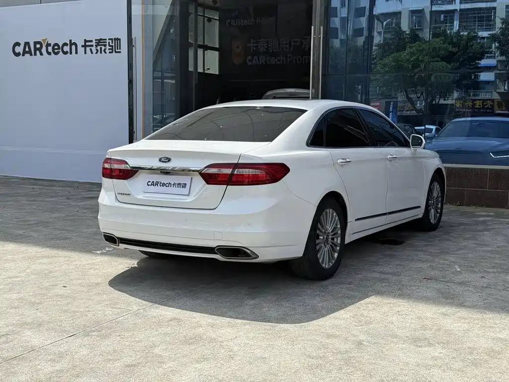 Taurus 2015 EcoBoost 245 Luxury купить на сайте DeffCars