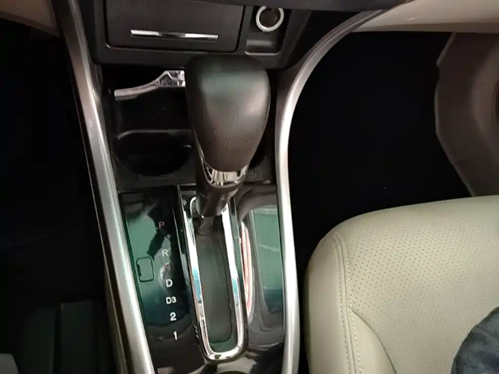 Crider 2013 1.8L automatic comfort version купить на сайте DeffCars