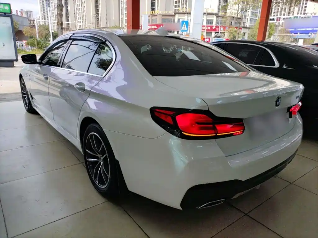BMW 5 Series 2021 525Li M Sports Package купить на сайте DeffCars