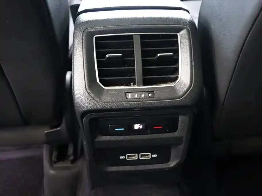 TYRON 2019 Journey Edition 280TSI two-wheel drive luxury model, National VI купить на сайте DeffCars