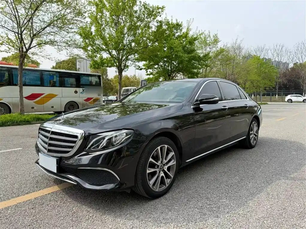 Mercedes-Benz E-Class 2020 E 260 L купить на сайте DeffCars