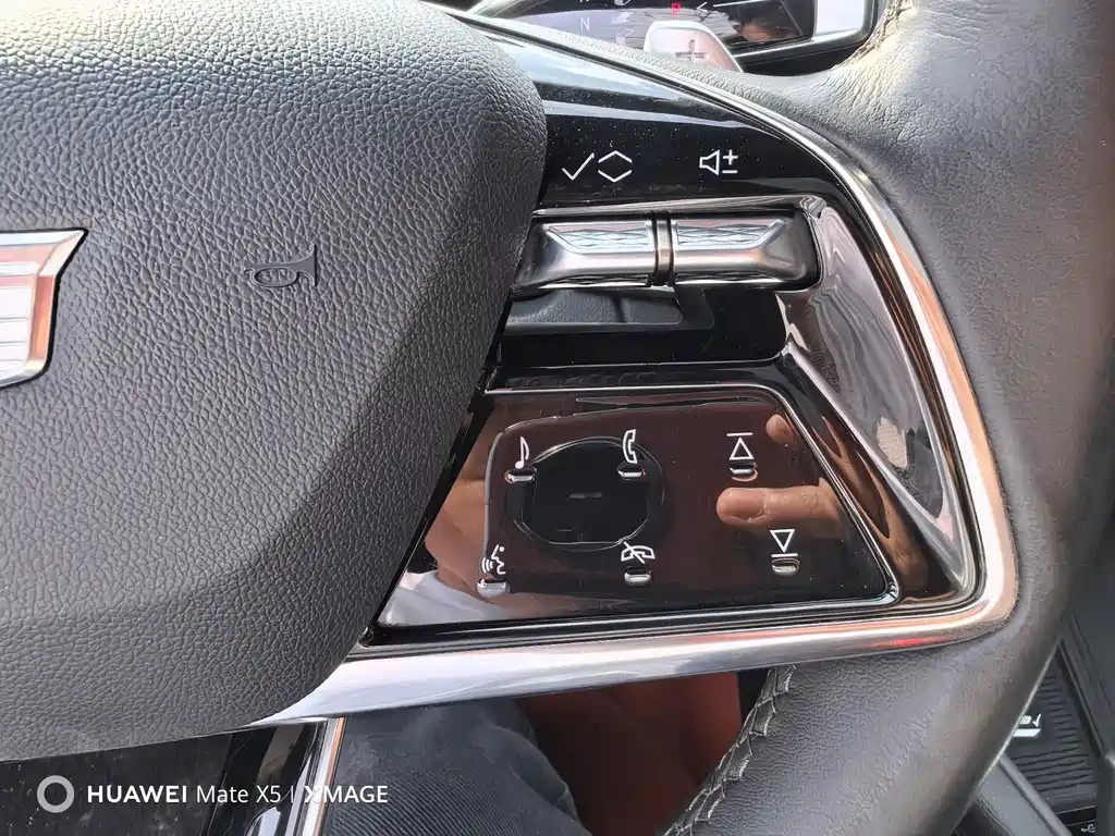 Cadillac CT6 2023 28T Fashion Model купить на сайте DeffCars