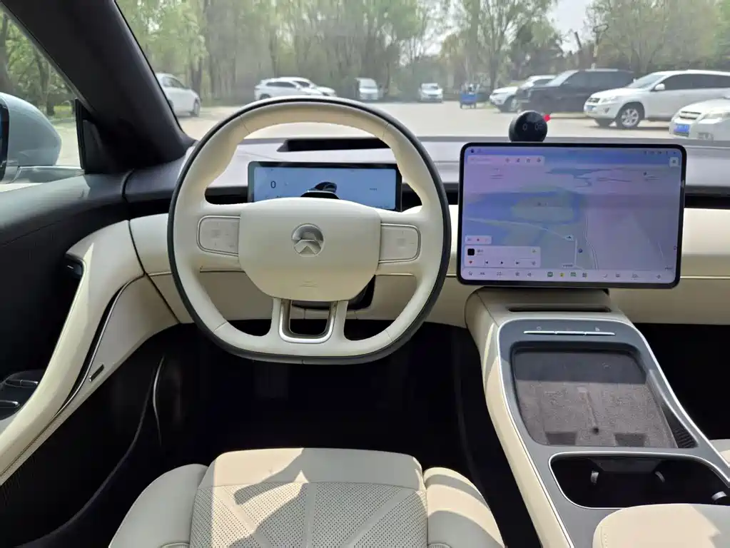 NIO ET5 2025 model 75kWh купить на сайте DeffCars