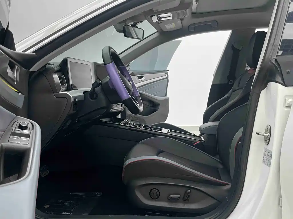 Lingdu 2022 Lingdu L 280TSI DSG Hot Edition купить на сайте DeffCars