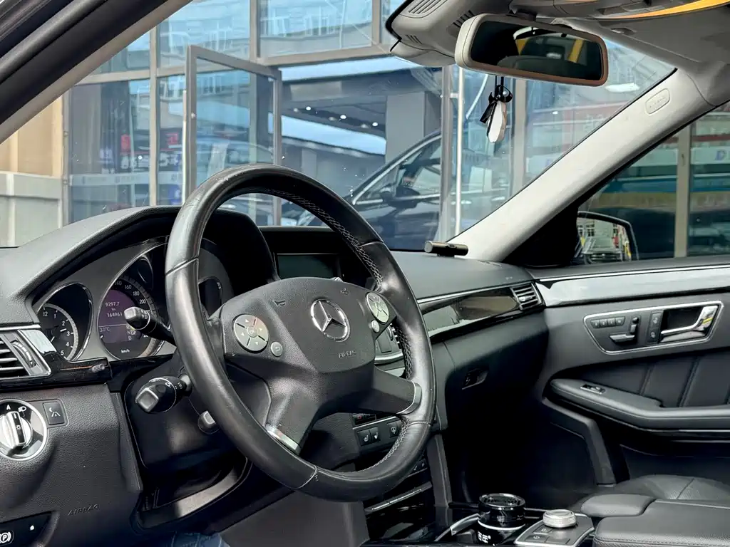 Mercedes-Benz E-Class 2010 E 300 L Fashion Model купить на сайте DeffCars